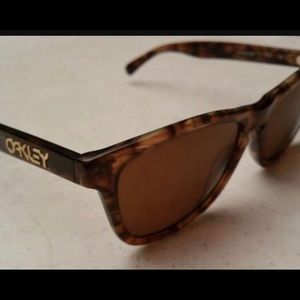 Oakley sunglasses